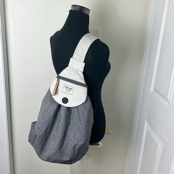 Top Paw for the love of Dogs Signature Pet Outdoor Crossbody Carrier - Picture 11 of 12